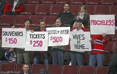 priceless_hockey_fans.jpg