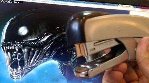 alien_stapler.jpg