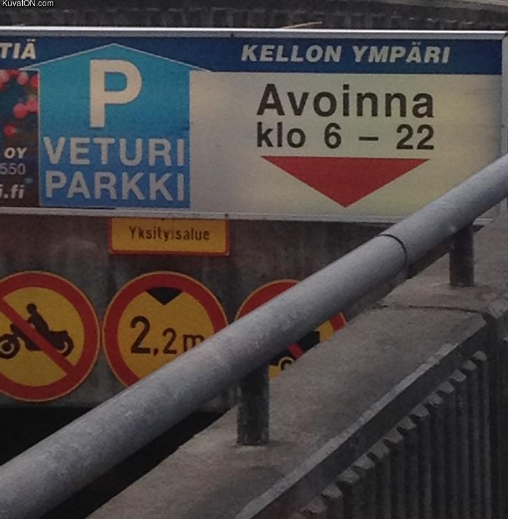 avoinna_kellon_ympari.jpg