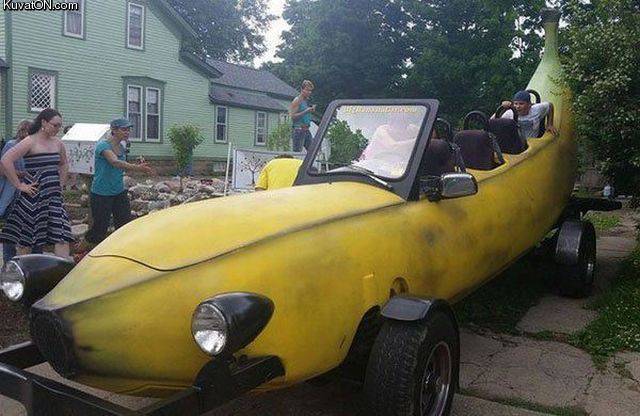 bananacar3.jpg