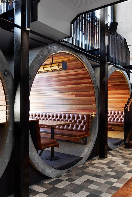 bar_booths_in_australia.jpg