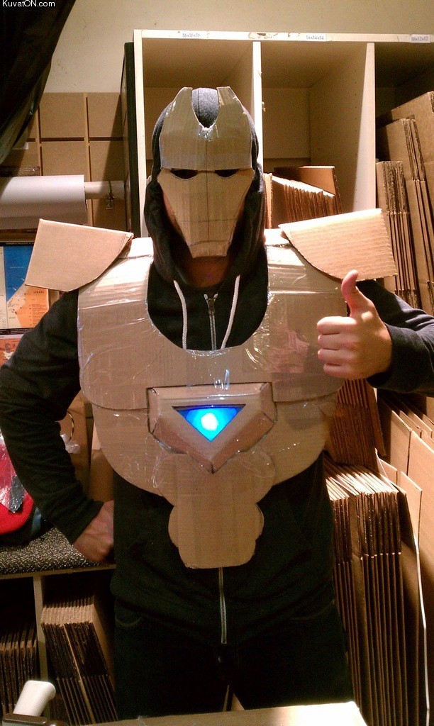 cardboard_ironman.jpg