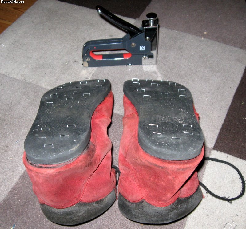 diy_snow_shoes.jpg