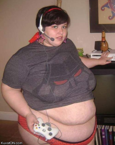 female_gamer.jpg