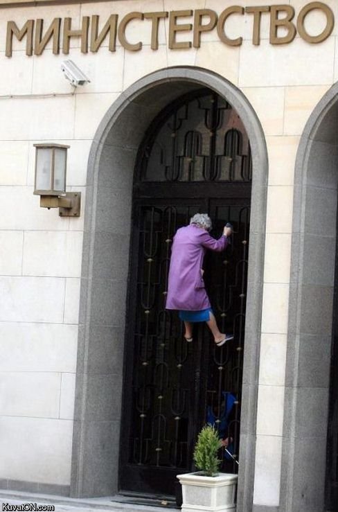 granny_climbing.jpeg