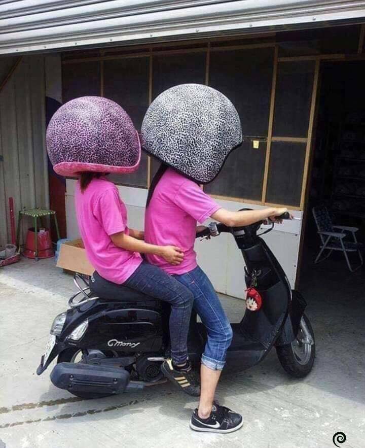 helmets03.jpg