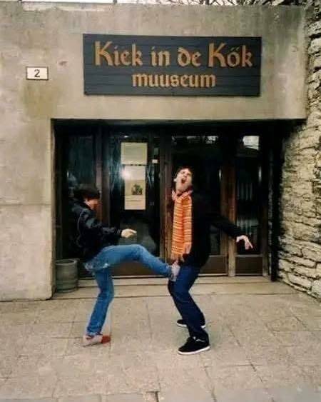 kickkok.jpg