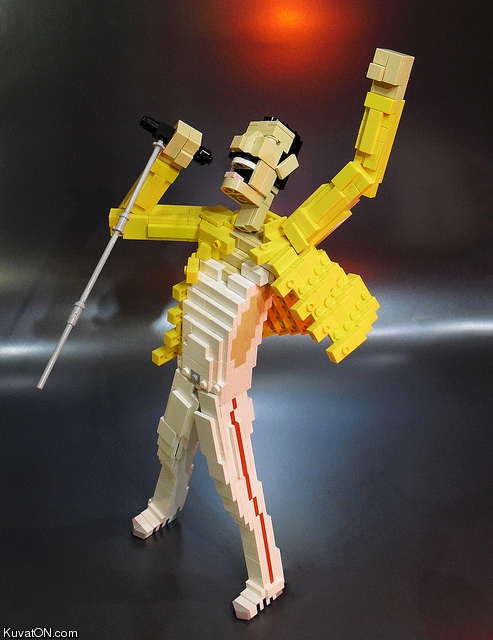 lego_freddie.jpg