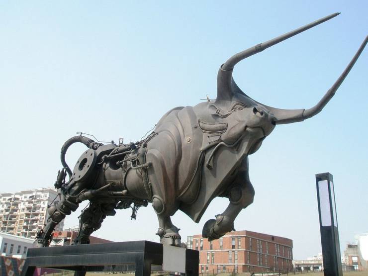 metalbull3.jpg