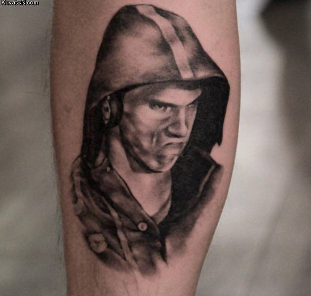 michael_phelps_tattoo.jpg