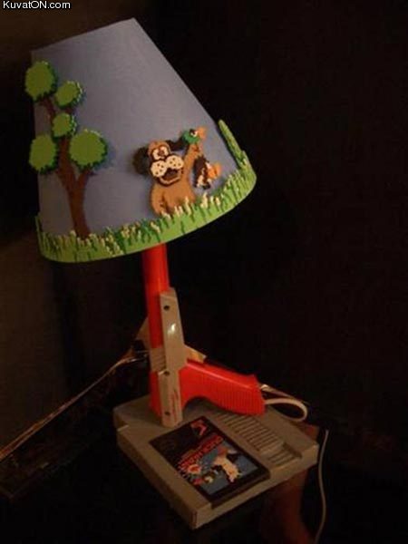 nintendo_duck_hunt_lamp.jpg