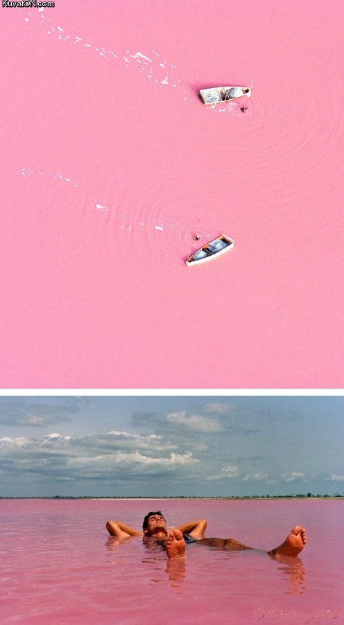 not_photoshopped_senegals_lake_retba.jpg