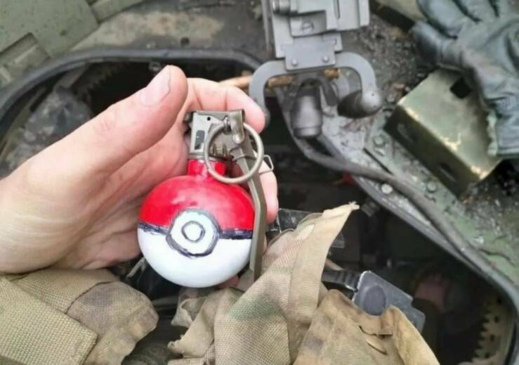 pokemonball.jpg