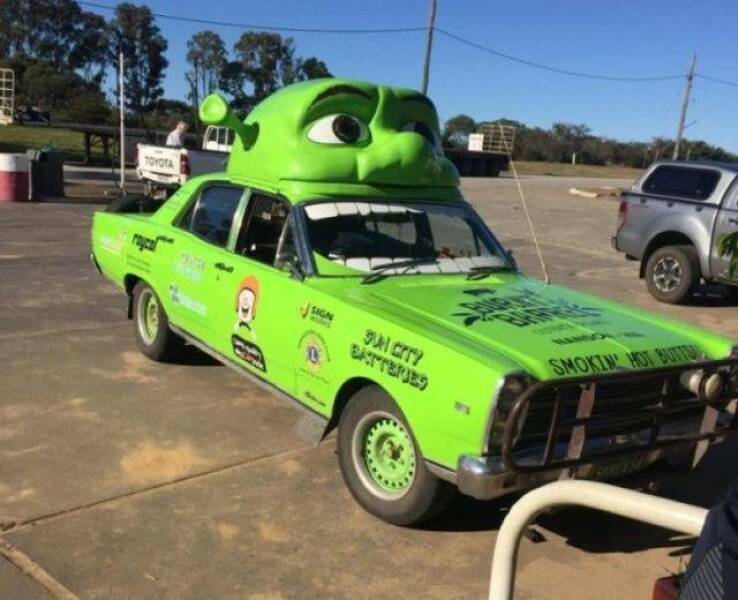 shrekcar09.jpg