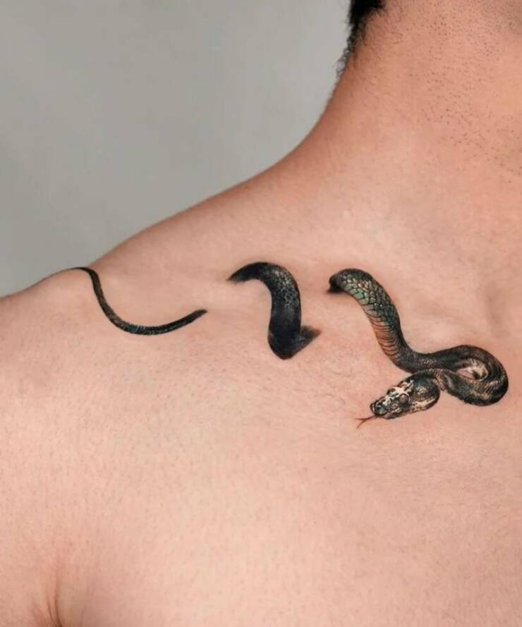 snaketattoo.jpg