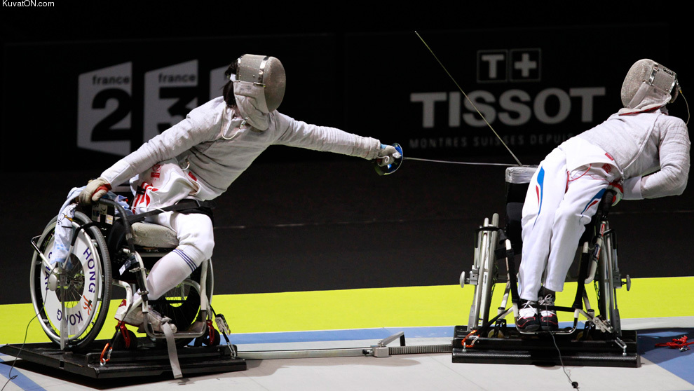 wheelchair_fencing.jpg