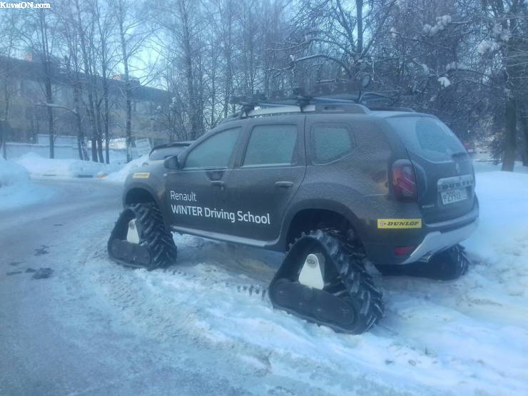 winter_driving_school.jpg