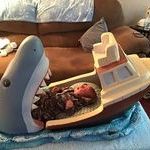 jaws_baby_bed.jpg