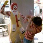 ronald-dont-hurt-me.jpg