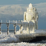 st_joseph_lighthouse_on_lake_michigan.jpg