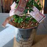 wedding_gift_money_tree_-_403.70_eur_-_1000_baht.jpg